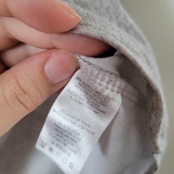 CLOSING SALE Vintage Style Graphic Tee - Picture 5 of 6